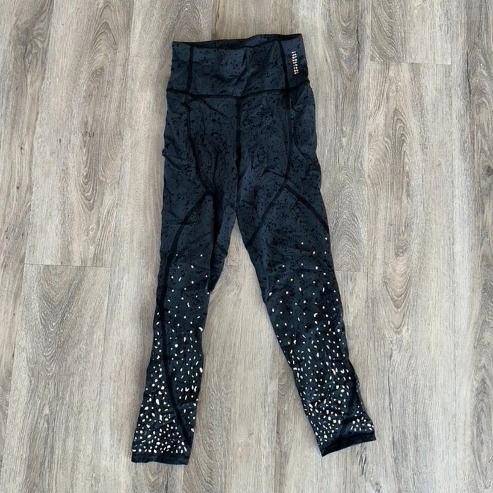 lululemon x barrys Invigorate Crop 23" *Reflective